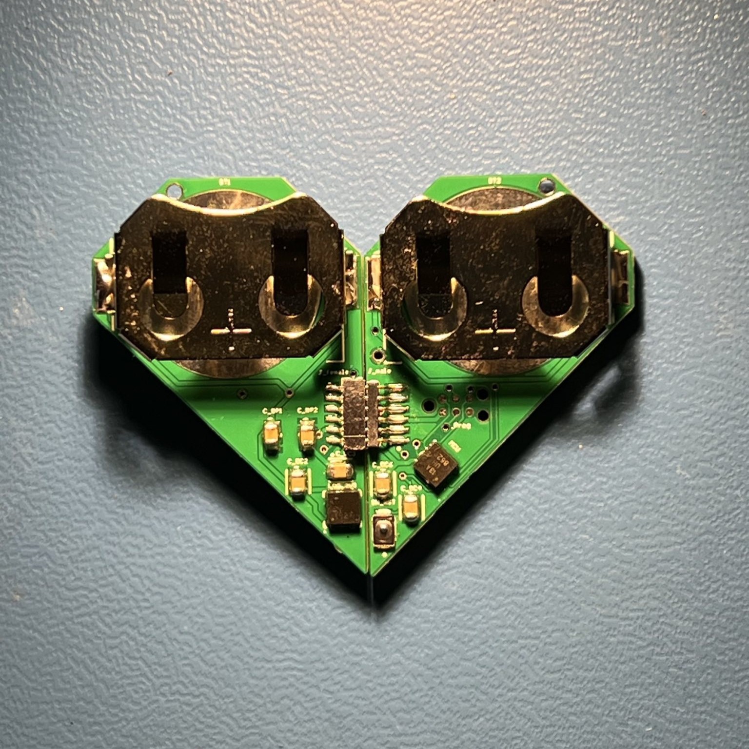 Top side of keychains connected